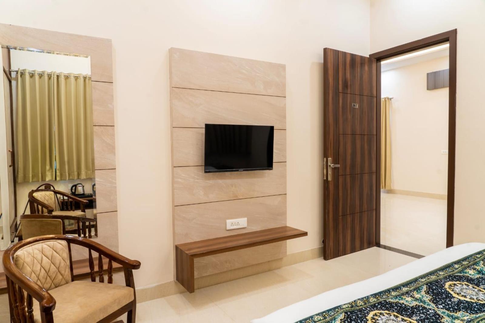 Green Galaxy Villa Amritsar Eksteriør bilde